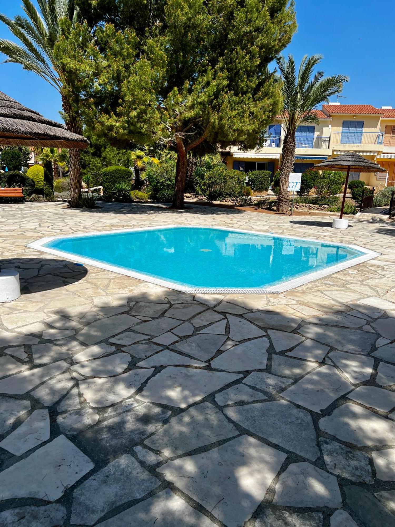 Ferienwohnung Golden Palms Regina Gardens Paphos Exterior foto